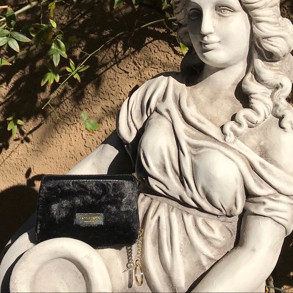 Kate Spade kitty Faux Fur Wallet - Picture 3 of 8